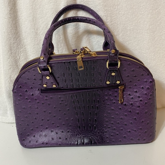 I M❤️ Purple Faux Alligator Handbag - Picture 2 of 9